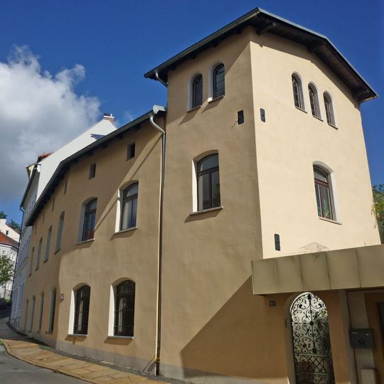 Gasthof in nach links geschlossener Bebauung Schanze 21