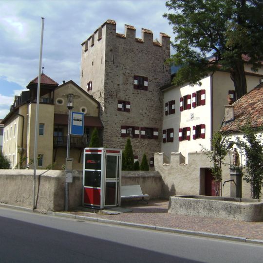 Latsch Castle