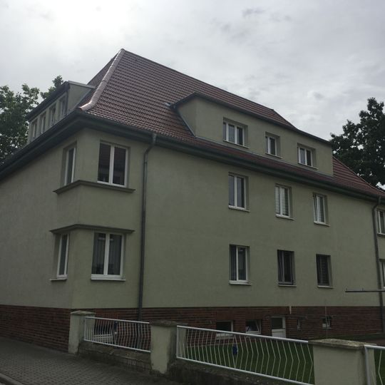 Wohnhaus Bruno-Bürgel-Straße 8