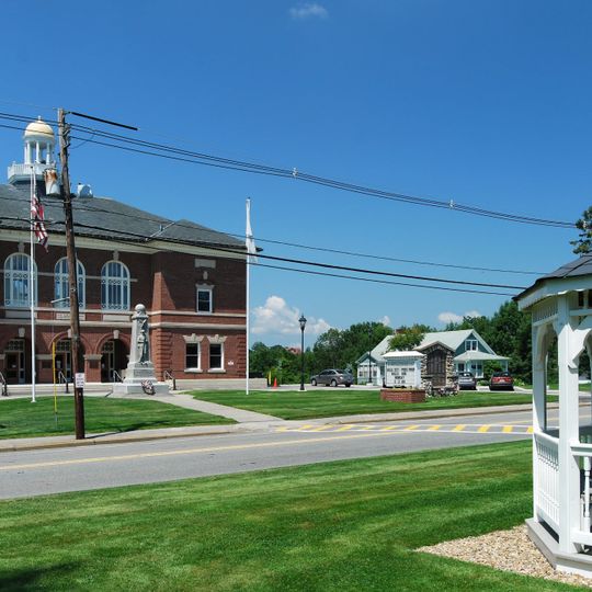 Charlton Center Historic District