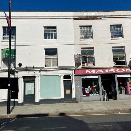 114-118, High Street