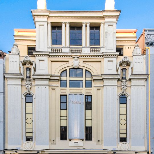 Edificio en Fuencarral 118