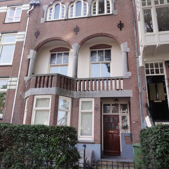 Herenhuis met tuinhek