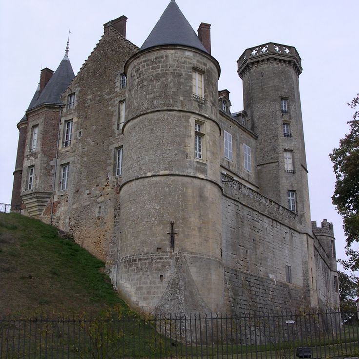 Montmirail Castle
