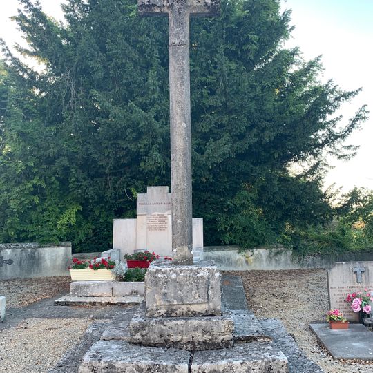 Cemetery cross of Le Monetay
