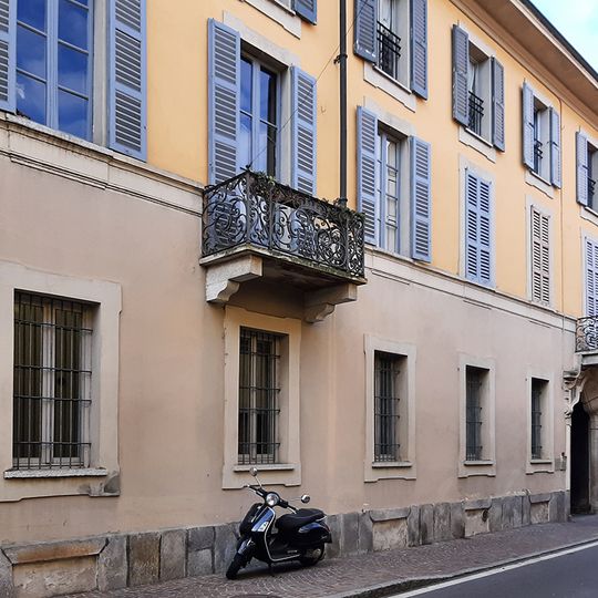 Corso Ettore Archinti 13