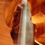 Kamienie ukształtowane przez czas: odkrywanie najbardziej dramatycznych cudów geologicznych na świecie