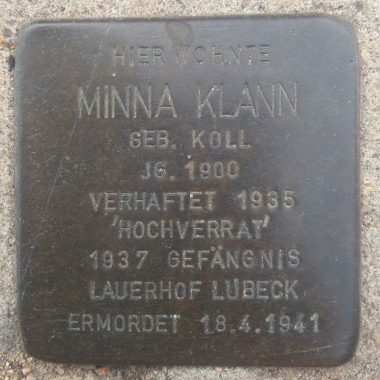 Stolperstein en memoria de Minna Klann