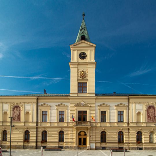 Radnice a městské divadlo