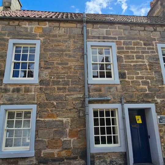 St Andrews, 19 College Street