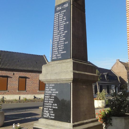 Monument aux morts de Beuvry-la-Forêt