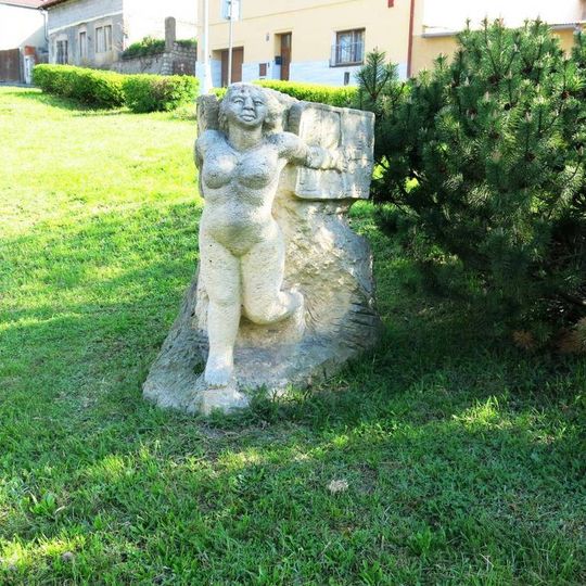 Socha Ikarina v Pivovarské ulici v Bílině