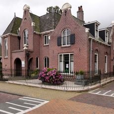 Doopsgezinde kerk, kosterswoning