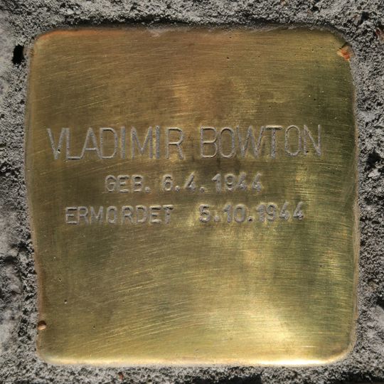 Stolperstein dedicated to Vladimir Bowton