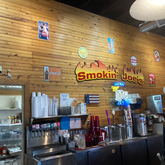 Smokin' Joe's Ribhouse