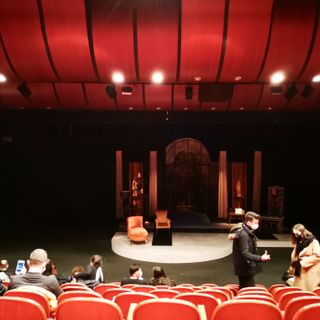 Akün Stage