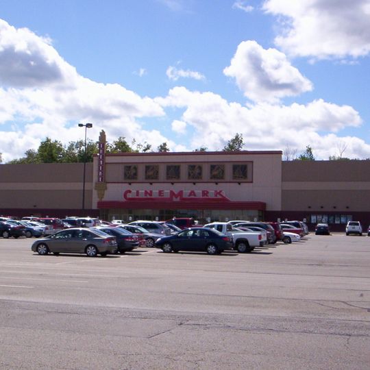 Cinemark 14 Mansfield Town Center