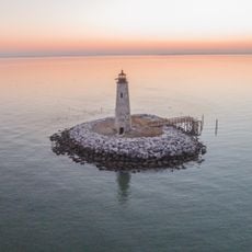 New Point Comfort Light