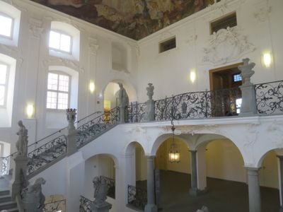 Interior 2
