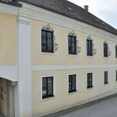 Pfarrhof, Kindergarten
