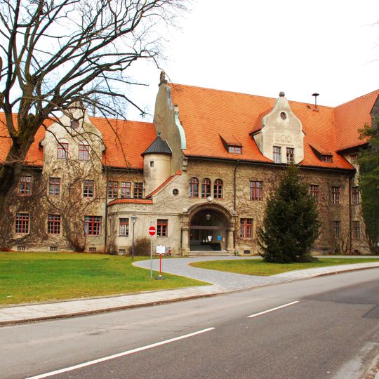 Büro- und Verwaltungsgebäude Vockestraße 76 in Haar