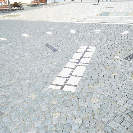 Datová osa na Horním náměstí v Hrádku nad Nisou