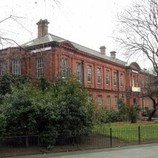 Bethnal Green Library