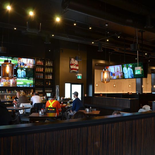 Portly Piper Pub Oshawa