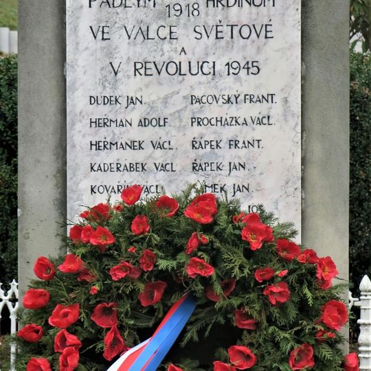 Pomník padlým v Bořanovicích