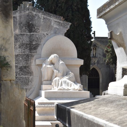 Grave of Meyer Rouville