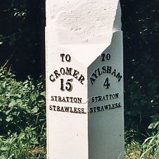 Milepost, 100m N of jct with Shortthorn Rd