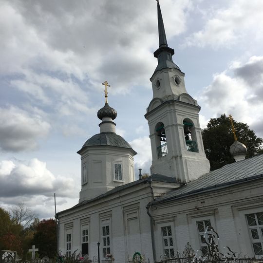 Улица Гагарина 22, здание церкви