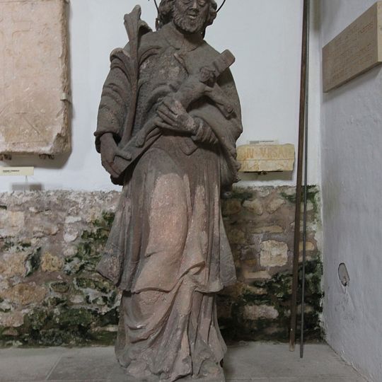 Cloister & lapidary museum