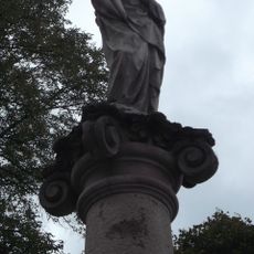 Mariánsky stĺp, socha