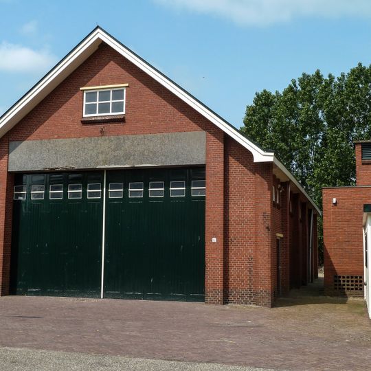 Zuivelfabriek, garage