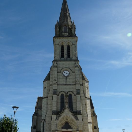 Église Saint-Aubin de Chemellier