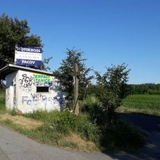 Kříž u zastávky Prasetín
