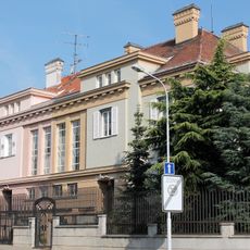 Villas Mahenova 16-18