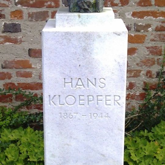 Persönlichkeitsdenkmal, Hans-Kloepfer-Denkmal