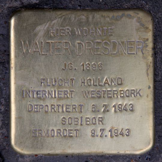 Stolperstein dedicated to Walter Dresdner