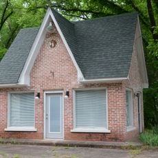 Walter Patterson Filling Station