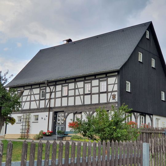 Wohnstallhaus eines Zweiseithofes Hartensteiner Straße 113