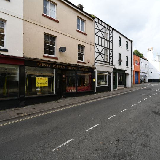 111-115A, Winner Street