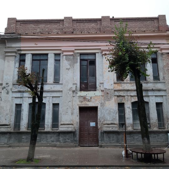 Francyska Skaryny Avenue 3, Polack