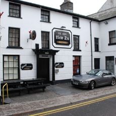 No.16 Bridge Street (Old Black Lion Hotel)