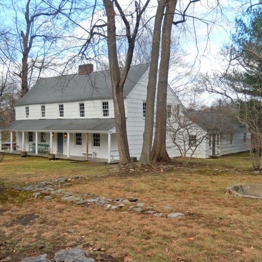 Timothy Knapp House and Milton Cemetery