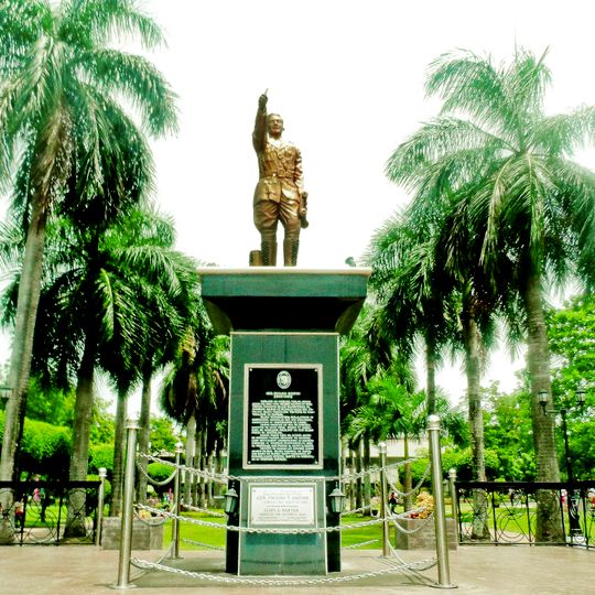 Gen. Paulino Santos historical marker