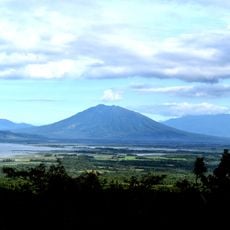 Lake Baao