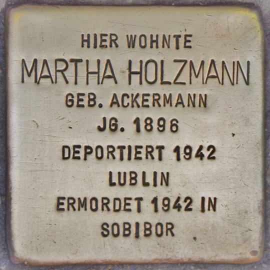 Stolperstein en memoria de Martha Holzmann geb. Ackermann