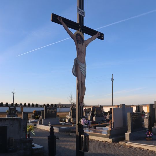 Hřbitovní kříž na hřbitově v Nových Syrovicích
